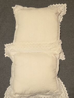 Croscill Home White Floral Embroidered Lace Square Pillows Set of 2 12x12